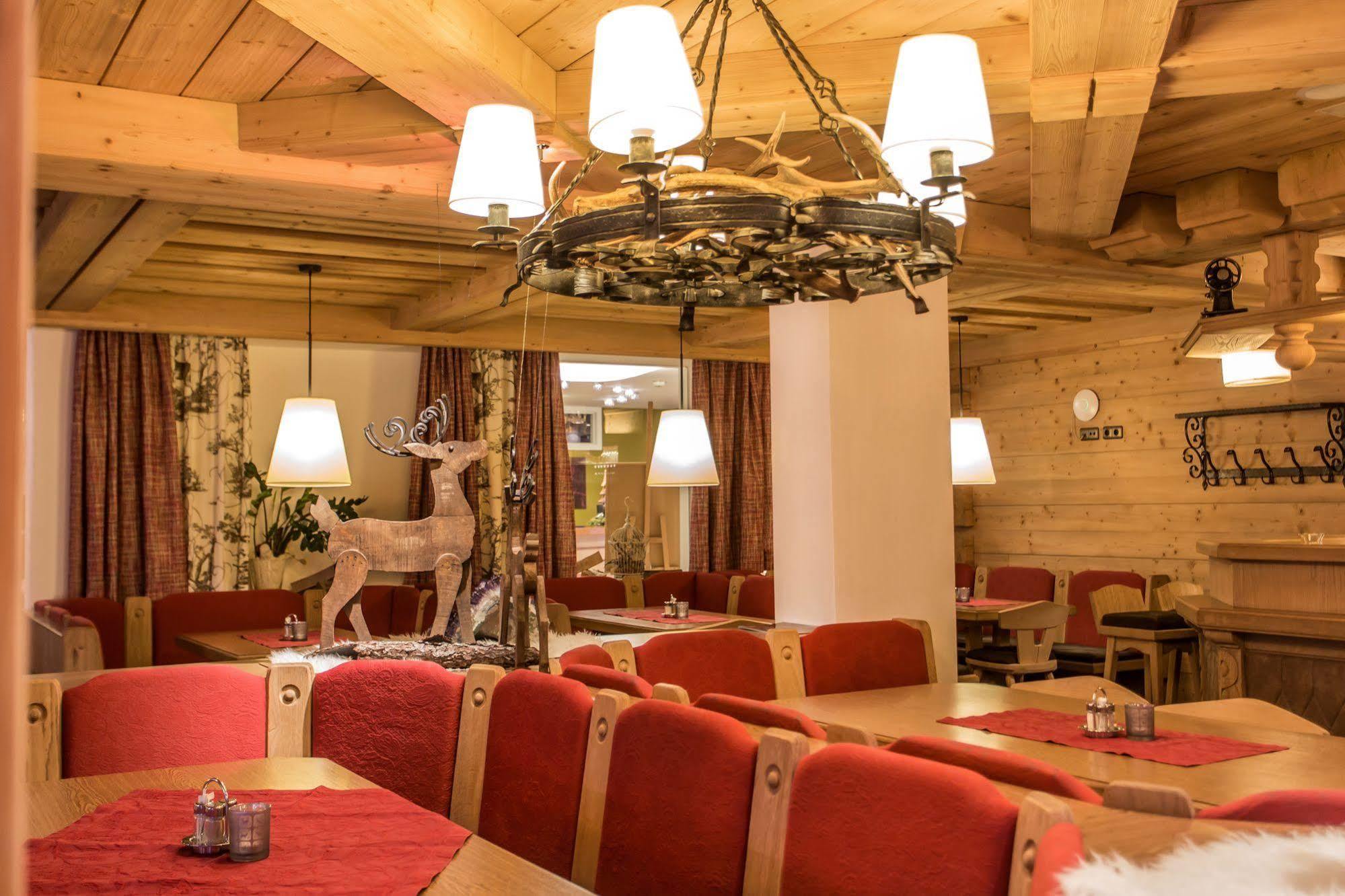 Hotel Bacher Asitzstubn Leogang Kültér fotó